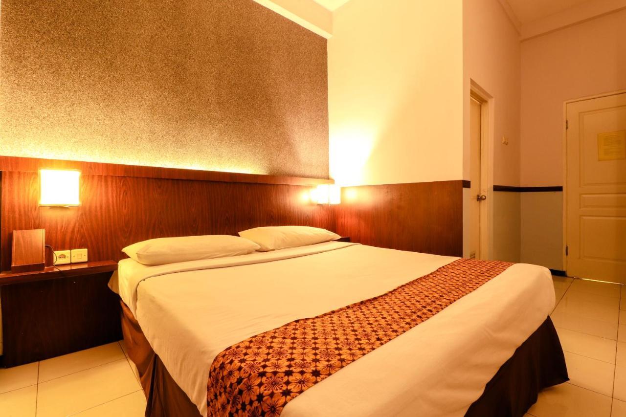 Hotel Jawa Surabaya Exterior foto