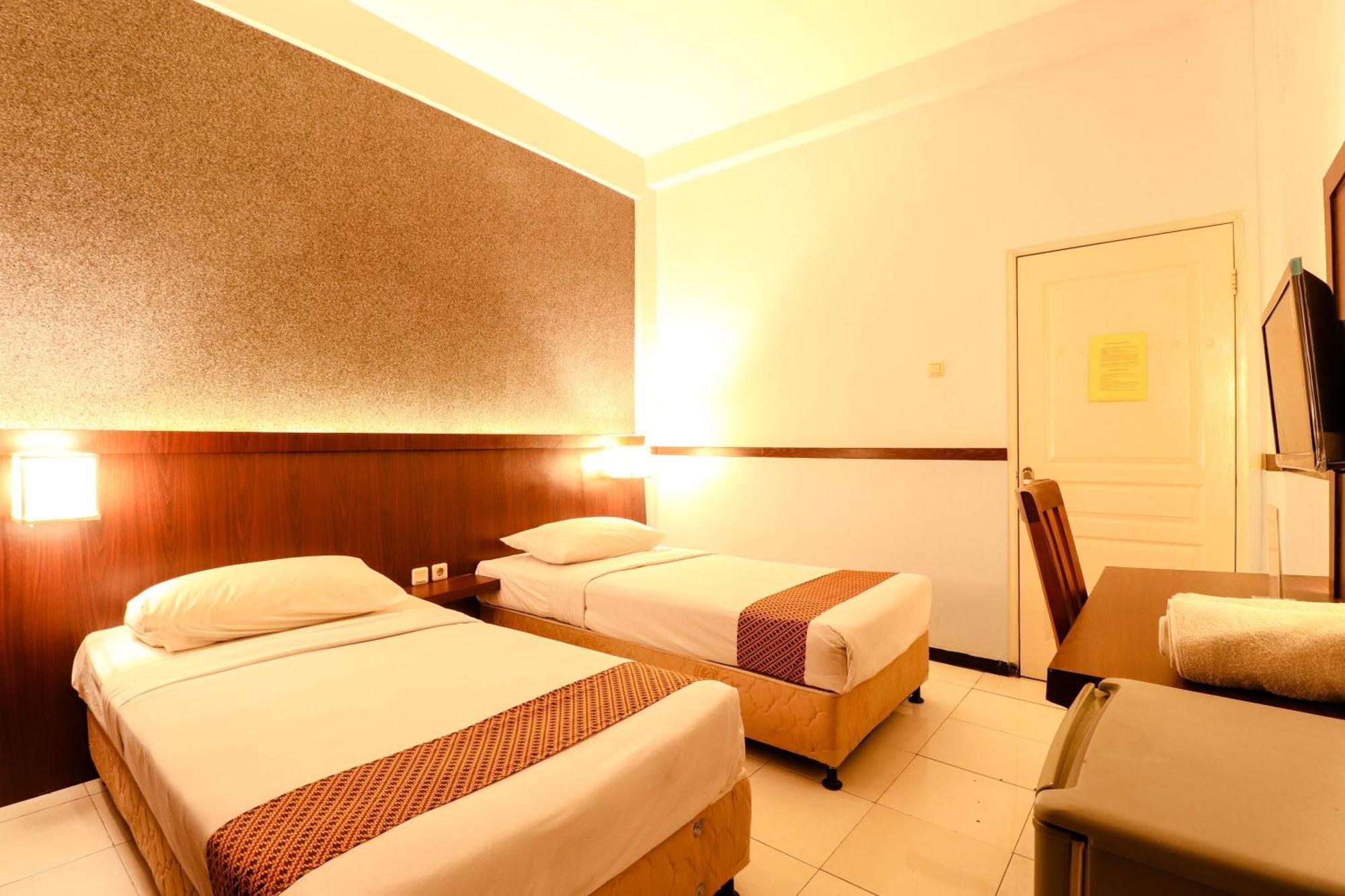 Hotel Jawa Surabaya Exterior foto
